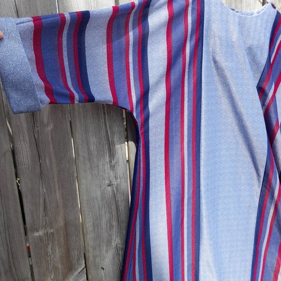 Vintage 70s Tunic Dress Kaftan 45"B Blue Red Stripes Dolman Sleeves - Picture 3 of 15